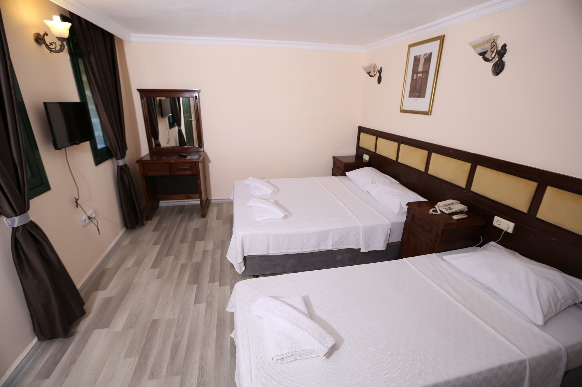 Skylife Otel 3*